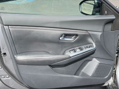 Used 2021 Nissan Sentra SR FWD image 20