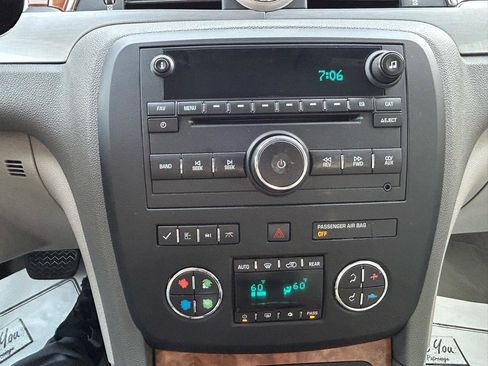 Used 2012 Buick Enclave Leather AWD/4WD image 23