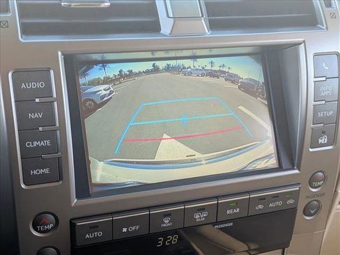 Used 2016 Lexus GX 460 w/ Premium Package image 12