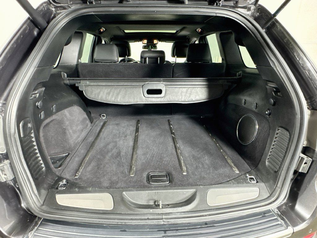 Used 2014 Jeep Grand Cherokee Summit AWD/4WD image 31