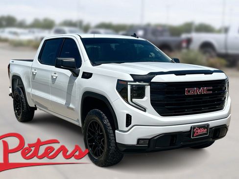 Used 2026 GMC Sierra 1500 Elevation AWD/4WD image 1
