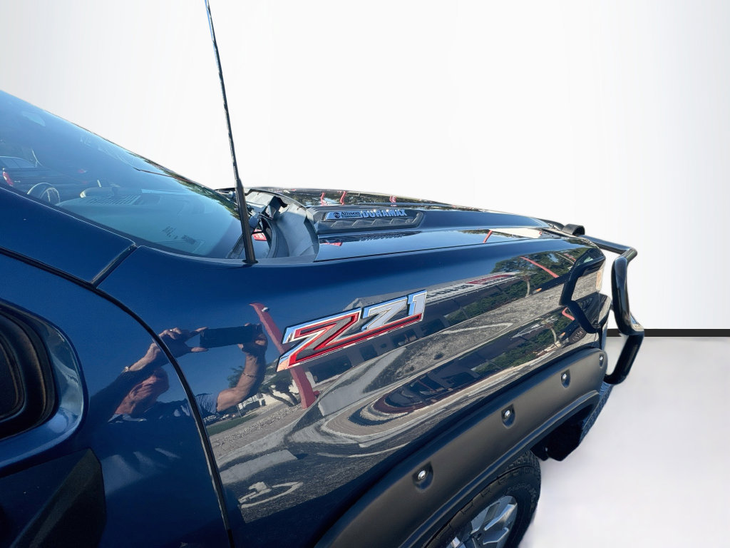 Used 2021 Chevrolet Silverado 2500 LTZ w/ Z71 Off-Road Package AWD/4WD image 32