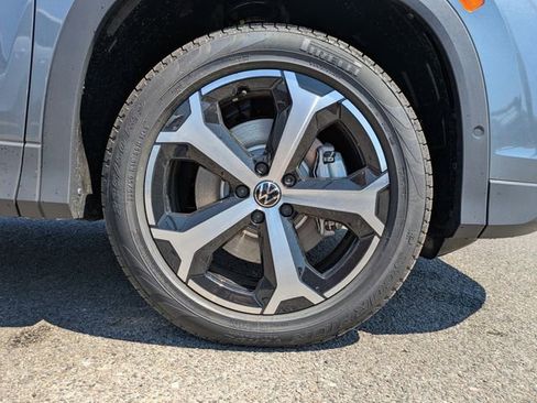 New 2026 Volkswagen Tiguan SE AWD/4WD image 11