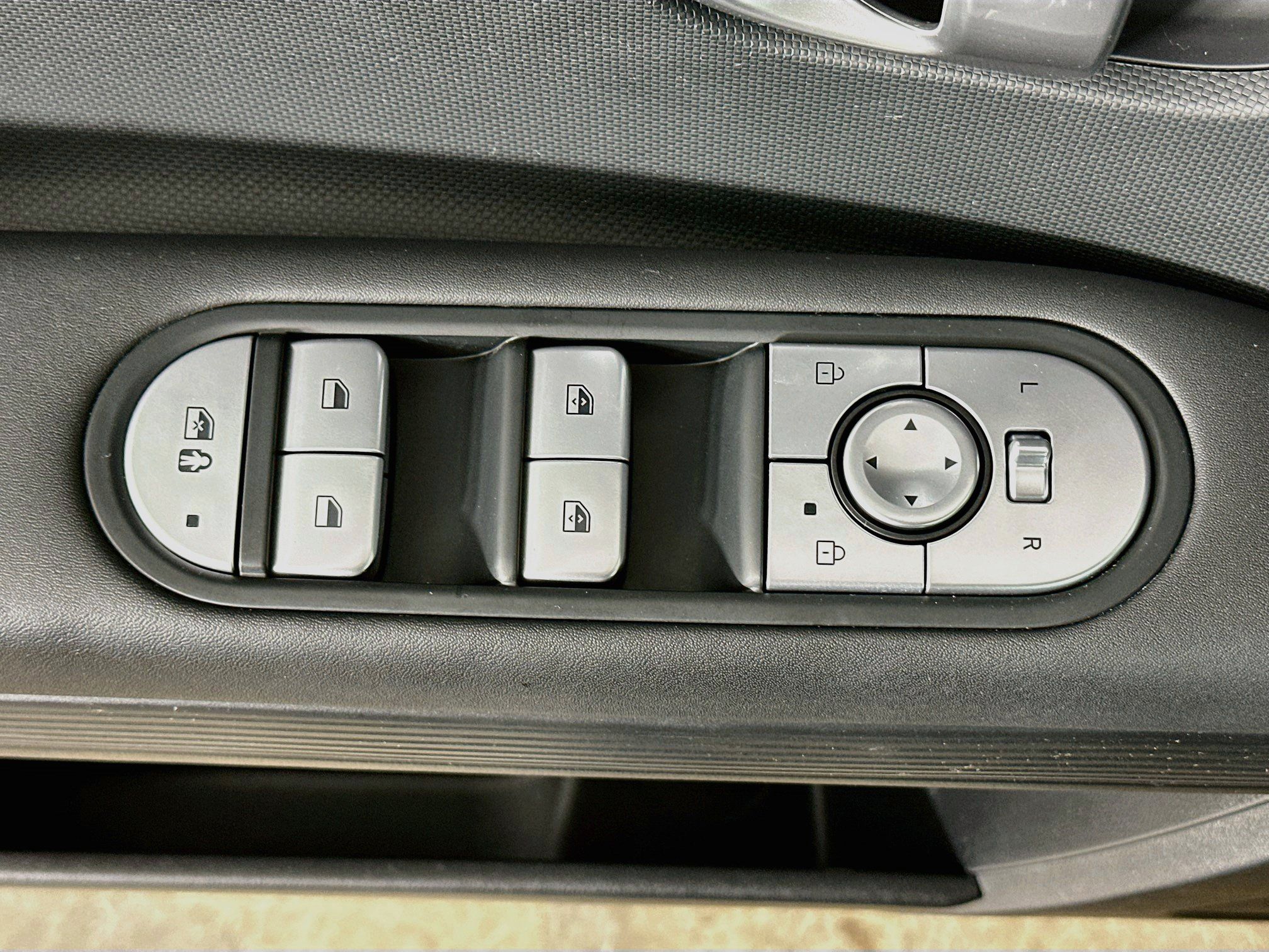 Used 2024 Hyundai Ioniq 5 SEL RWD image 15