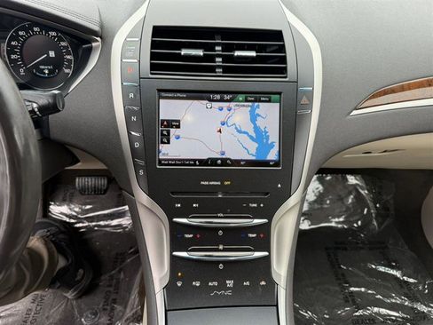 Used 2016 Lincoln MKZ AWD w/ Equipment Group 300A Reserve image 37