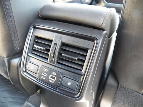 Used 2025 Subaru Forester Touring w/ Popular Package - Touring AWD/4WD image 15