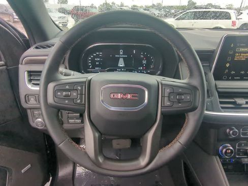 Used 2024 GMC Yukon XL AT4 w/ AT4 Premium Plus Package AWD/4WD image 21