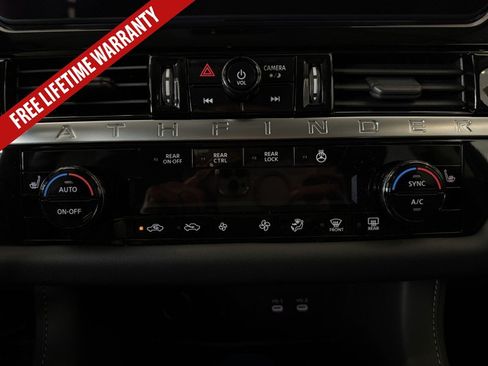 New 2026 Nissan Pathfinder SL AWD/4WD image 35