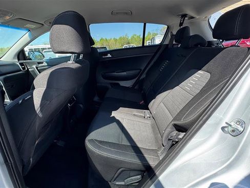 Used 2020 Kia Sportage LX w/ LX Popular Package image 36