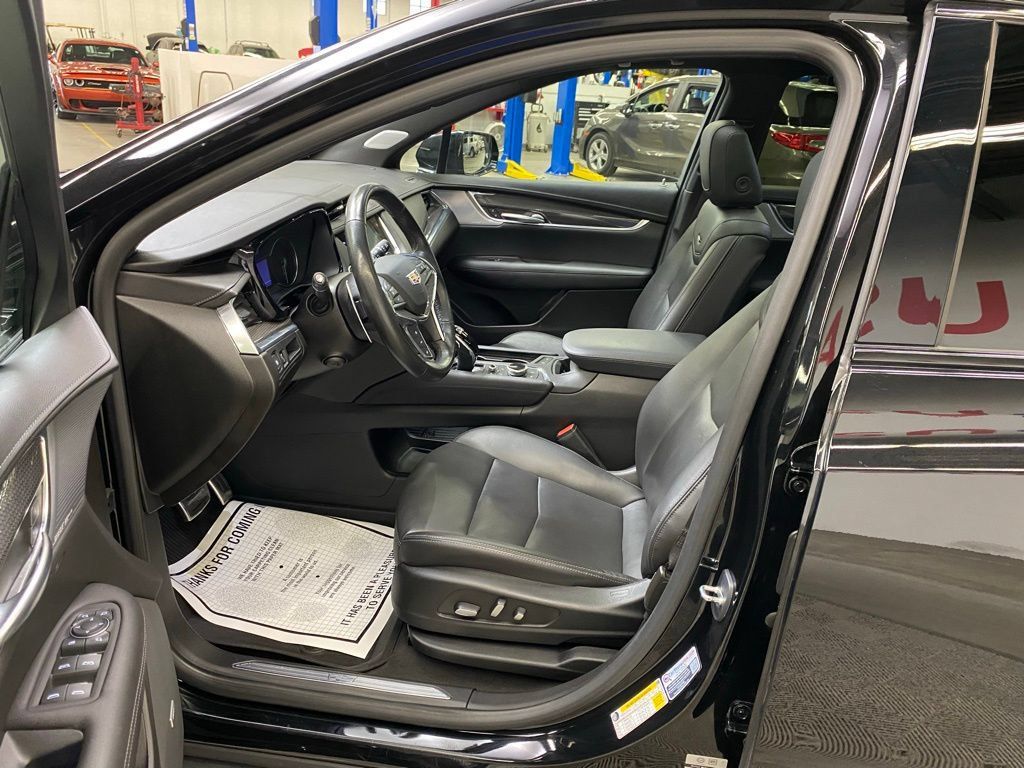 Used 2023 Cadillac XT5 Sportv AWD/4WD image 21