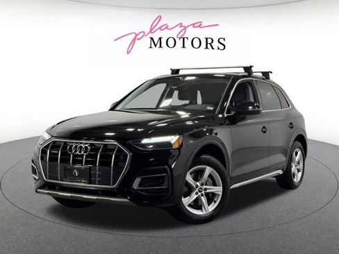Certified 2023 Audi Q5 Premium AWD/4WD image 1