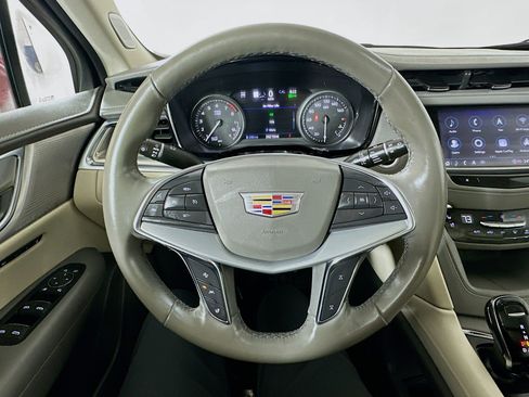 Used 2023 Cadillac XT5 Premium Luxury w/ Technology Package image 11
