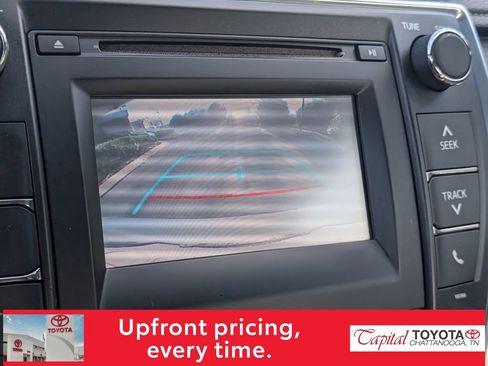 Used 2015 Toyota Camry LE image 20