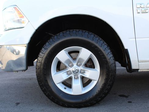 Used 2016 RAM 1500 Classic SLT AWD/4WD image 20