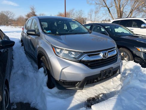Used 2019 Honda CR-V LX image 3