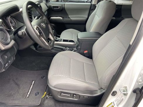 Used 2023 Toyota Tacoma SR5 image 17