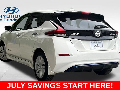 Used 2018 Nissan Leaf S w/ S Charge Package FWD image 3