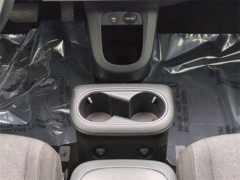 Used 2022 Hyundai Ioniq 5 SE image 18