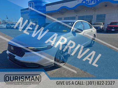 Used 2024 Honda Accord Sport image 4