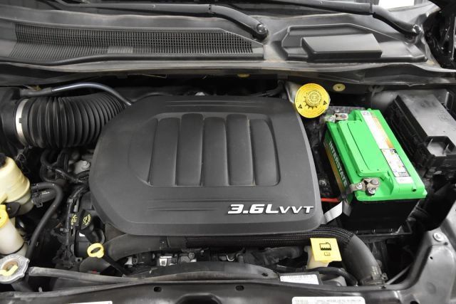 Used 2018 Dodge Grand Caravan SE w/ UConnect Hands-Free Group FWD image 28