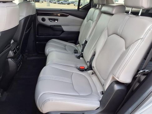 Used 2025 Honda Pilot EX-L image 25