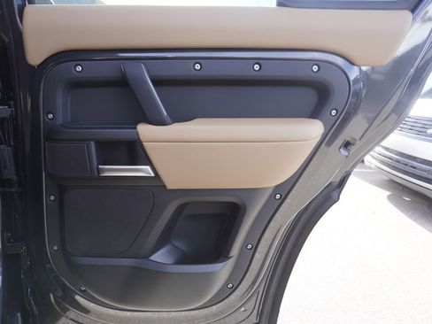 New 2026 Land Rover Defender 110 V8 image 25