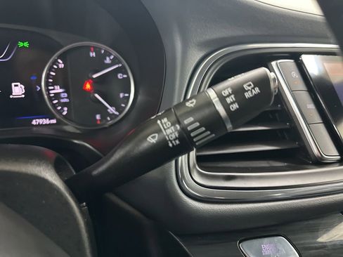 Certified 2024 Buick Enclave Premium image 38