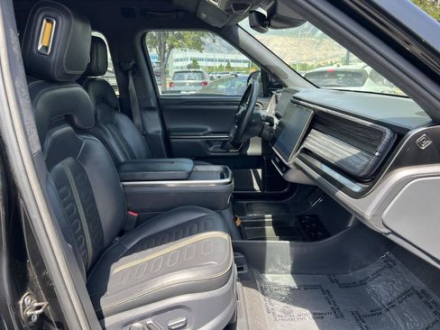 Used 2022 Rivian R1T Adventure AWD/4WD image 17