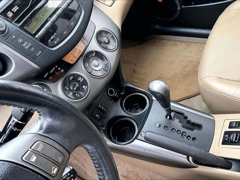 Used 2010 Toyota RAV4 Limited image 18