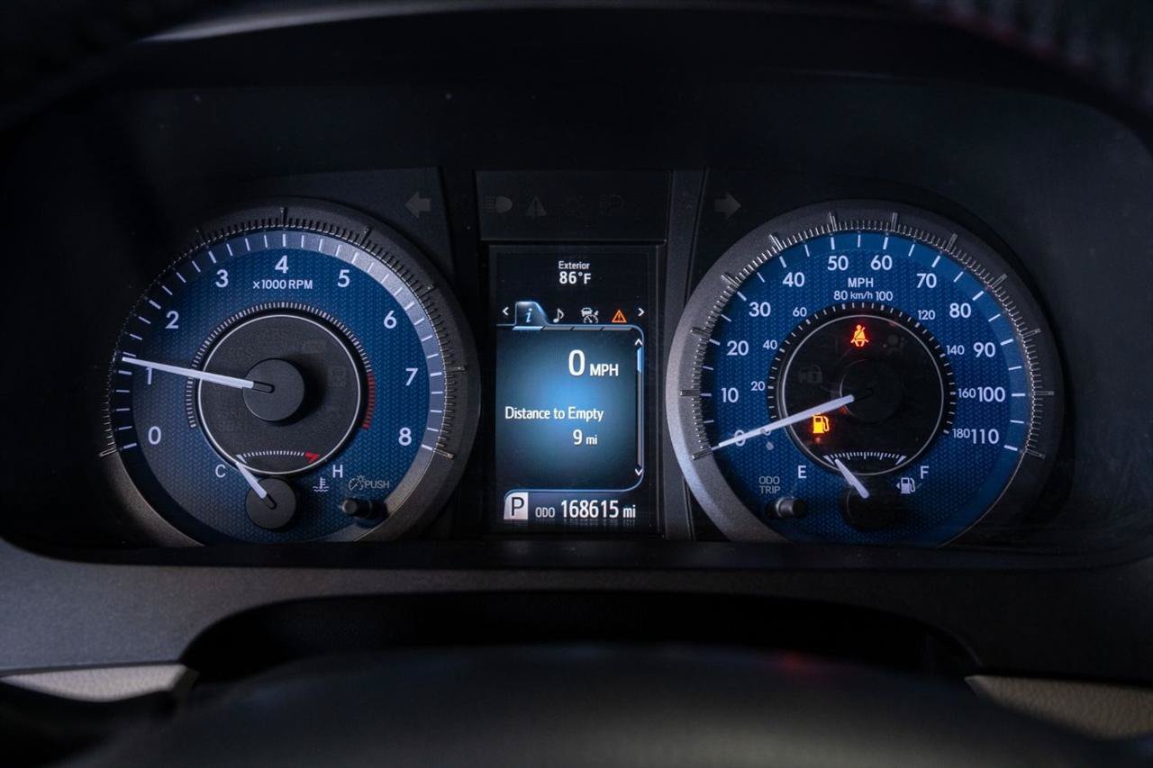Used 2019 Toyota Sienna XLE AWD/4WD image 13