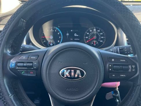 Used 2016 Kia Sorento AWD w/ LX Convenience Package image 10