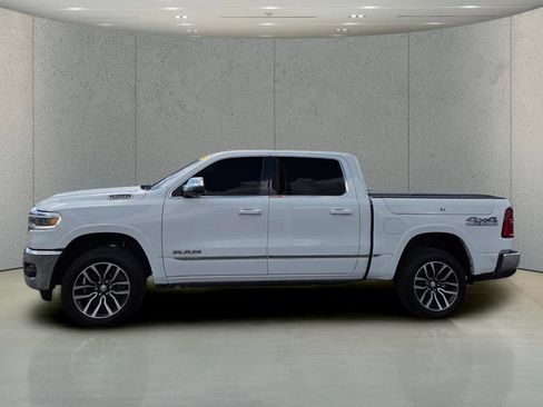 Used 2025 RAM 1500 Limited w/ Off Road Group AWD/4WD image 2