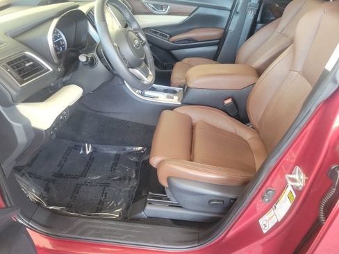 Used 2019 Subaru Ascent Touring AWD/4WD image 10