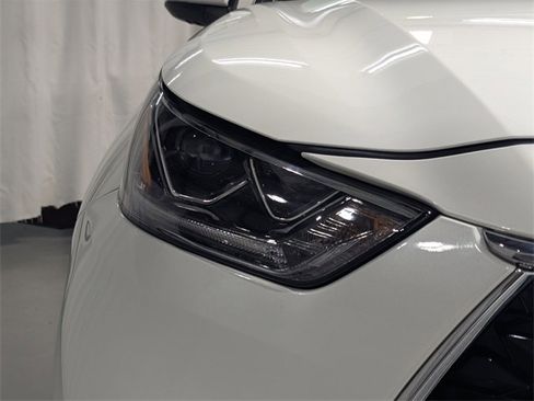 Used 2021 Toyota Highlander Limited image 31