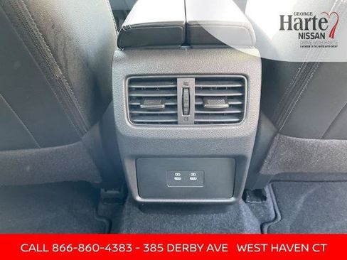 Certified 2026 Nissan Rogue SL AWD/4WD image 23