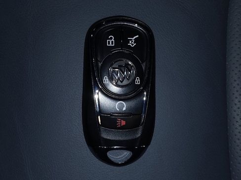 Used 2019 Buick Enclave Essence image 32