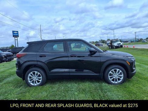 New 2026 Chevrolet TrailBlazer LS FWD image 2