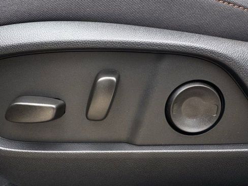 New 2026 Chevrolet Equinox ACTIV w/ Convenience Package III FWD image 23