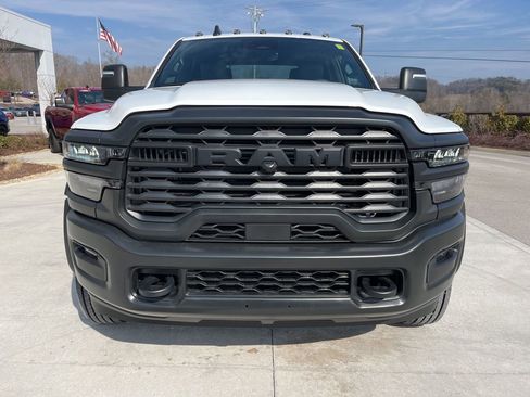 New 2026 RAM 5500 Tradesman image 29