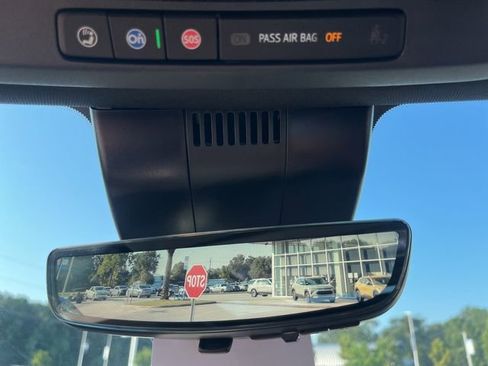 New 2026 Chevrolet Silverado 1500 High Country AWD/4WD image 40
