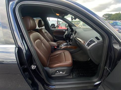 Used 2017 Audi Q5 2.0T Premium image 11