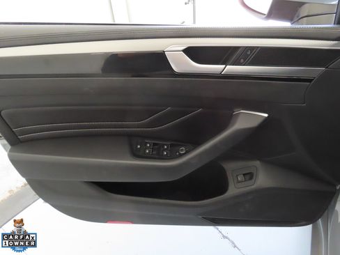 Certified 2023 Volkswagen Arteon SE w/ Arteon MDO Package FWD image 10