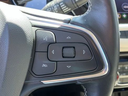 Used 2021 Buick Encore GX Essence image 15