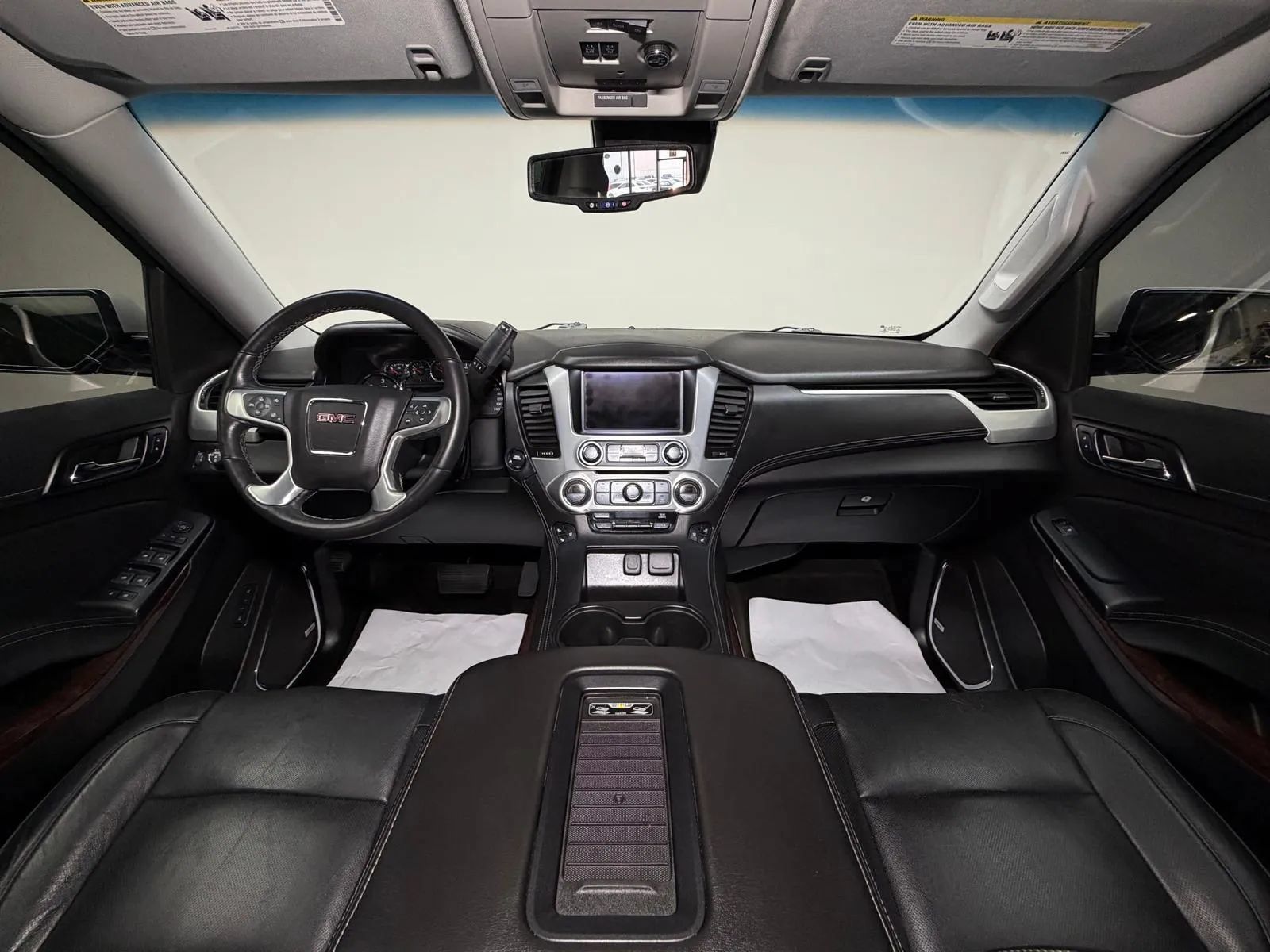 Used 2016 GMC Yukon XL SLT w/ Open Road Package RWD image 26