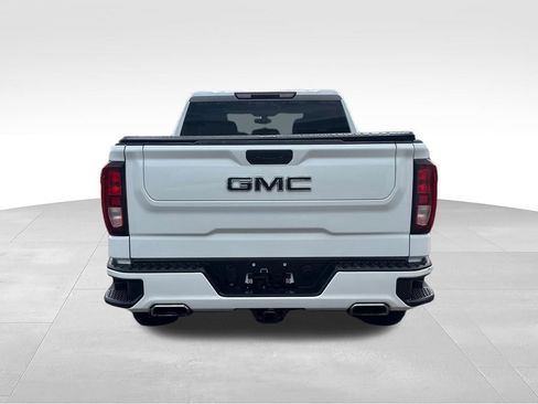 Used 2021 GMC Sierra 1500 Elevation w/ LPO, Elevation Black Package AWD/4WD image 15