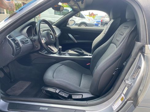 Used 2007 BMW Z4 3.0i RWD image 21