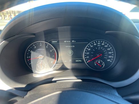 Used 2018 Kia Stinger GT2 image 10