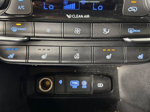 Used 2020 Hyundai Santa Fe Limited FWD image 32