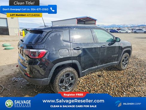 Used 2024 Jeep Compass Trailhawk w/ Trailhawk Convenience Group AWD/4WD image 4
