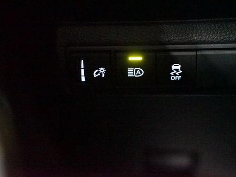 Used 2024 Toyota Corolla SE image 24